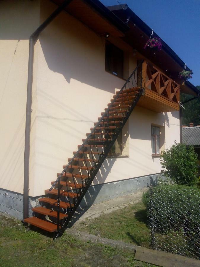 Садиба У Богдана Szkole Kültér fotó